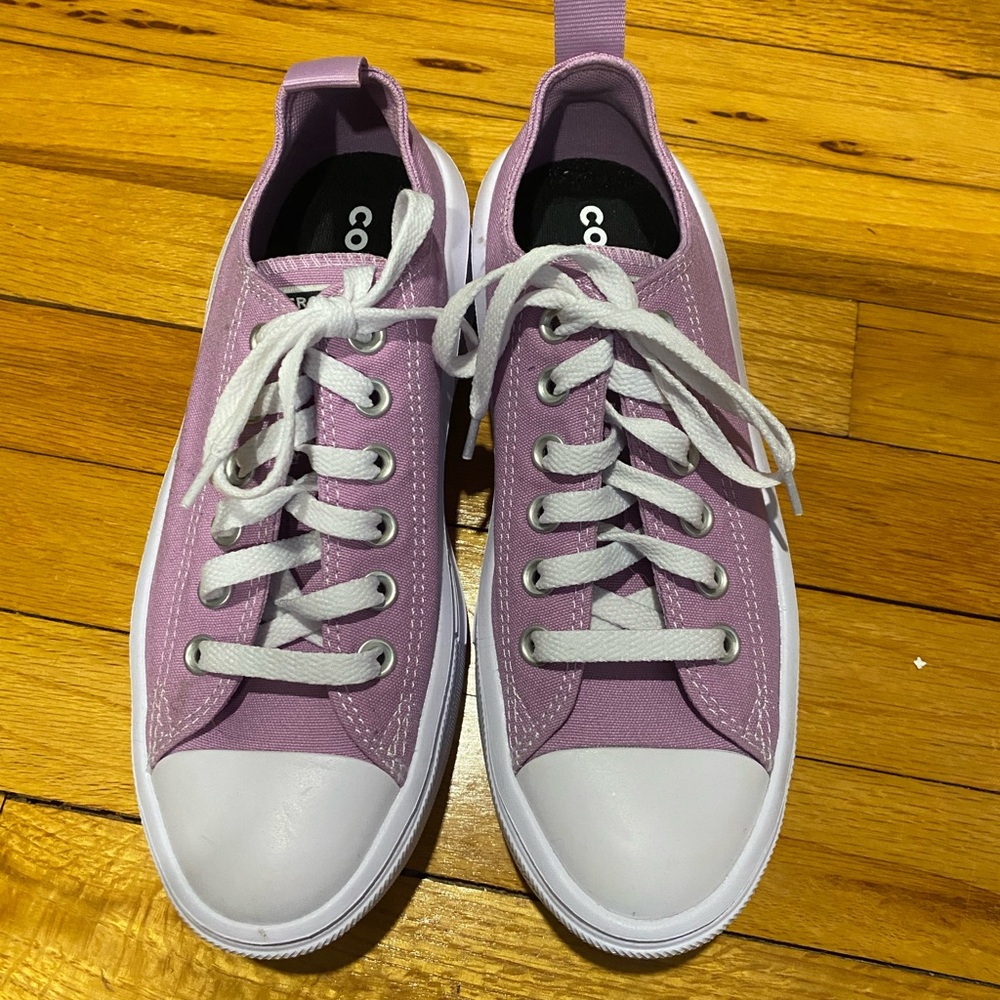 Converse Women's Lavender Canvas Sneakers